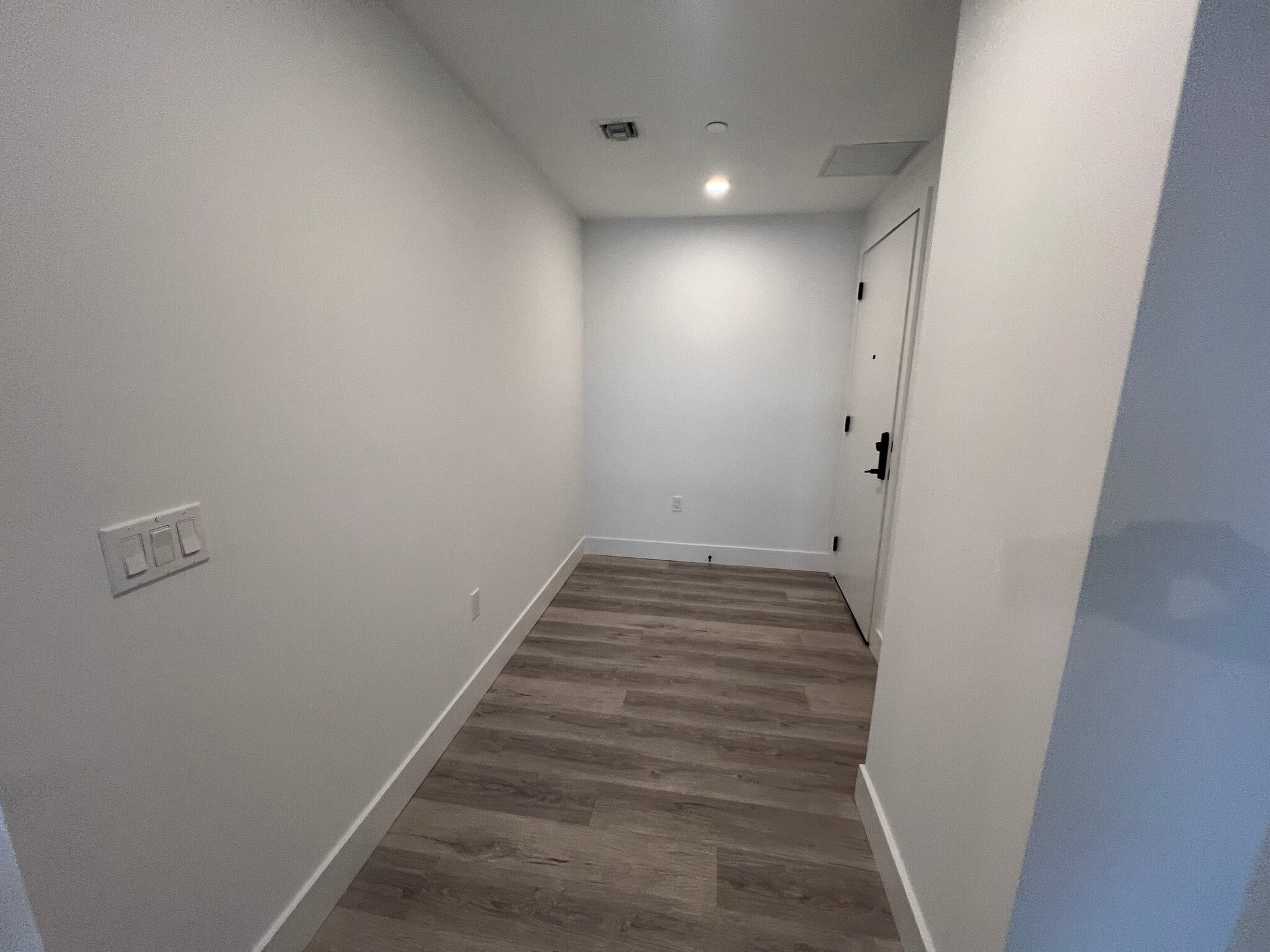 Building Photo - 83 NW 26th St