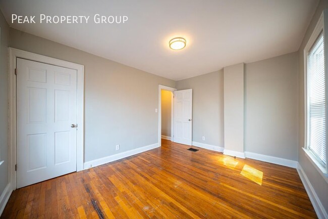 Building Photo - Available Now! Newly Renovated 3 Bedroom D...