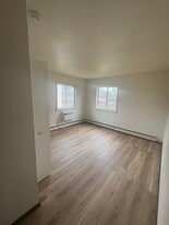 Building Photo - Meadow Ridge Apartments