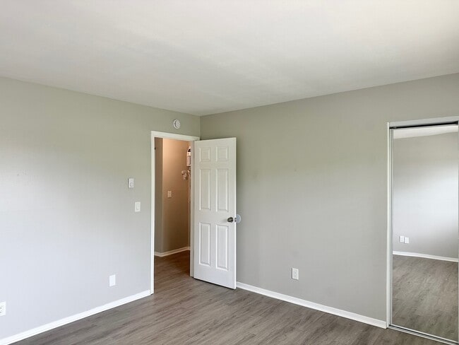 Building Photo - 2030 Kevin Dr