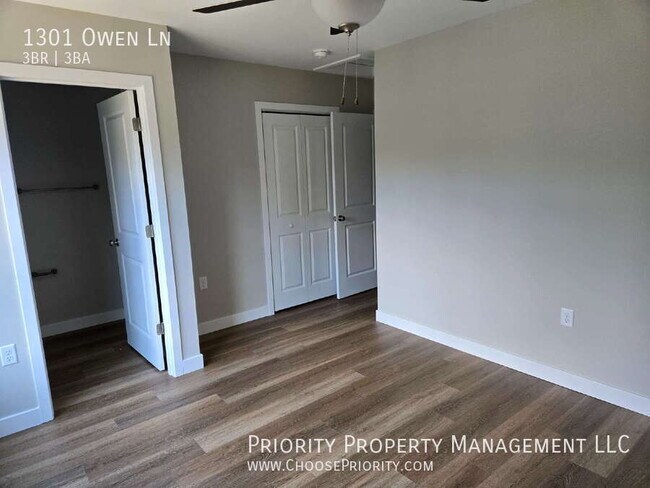 Building Photo - 1301 Owen Ln