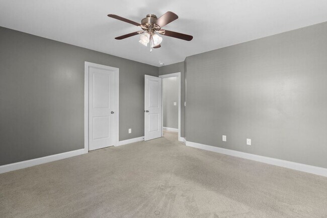 Building Photo - 4 Bedroom in Mimosa Bay with BONUS and BOAT ACCESS!