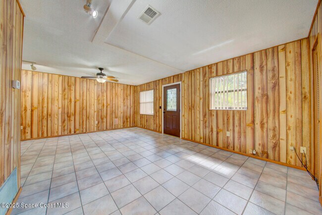 Building Photo - 165 Virginia Rd