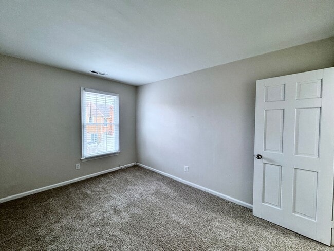 Building Photo - READY NOW!! Completely Updated 3-Bedroom Townhome in Kempsville Lake! Fenced Backyard - Pet Frien...