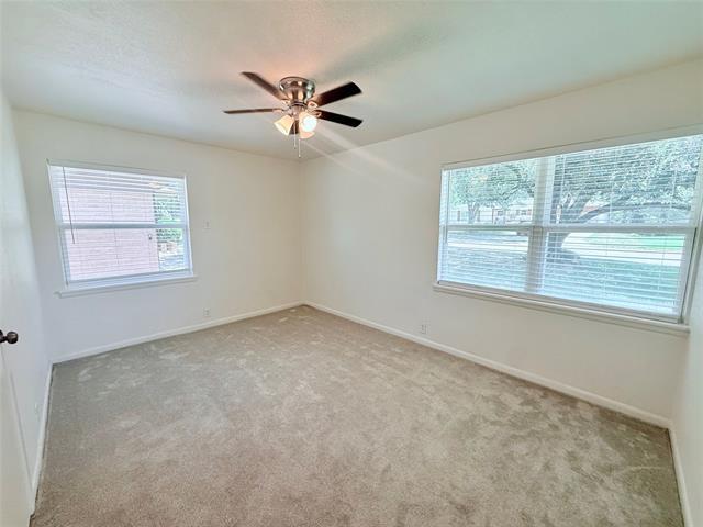 Building Photo - 1411 W Shields Dr
