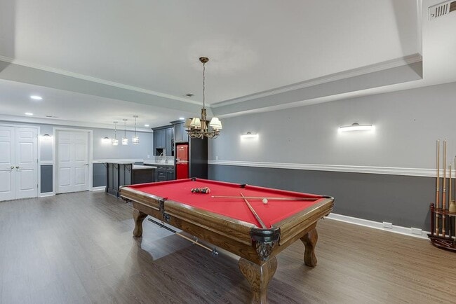 Building Photo - 2885 Towne Village Dr NW
