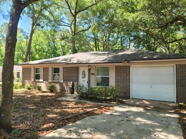 Building Photo - 5680 Doonesbury Way