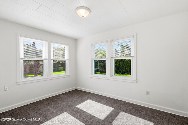 Building Photo - 102 South St