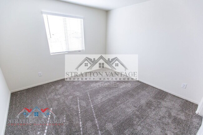 Building Photo - 24618 W Concorda Dr