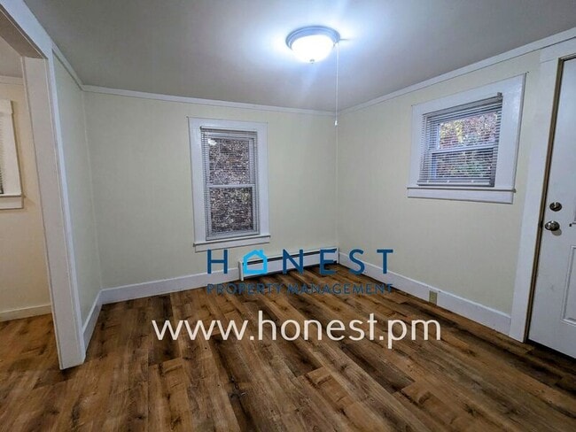 Building Photo - 36 Prospect St