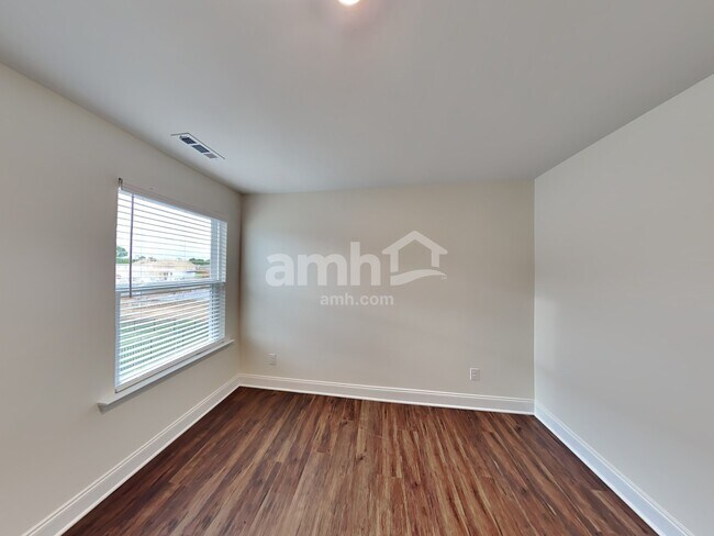 Building Photo - 5312 Virtue Ave