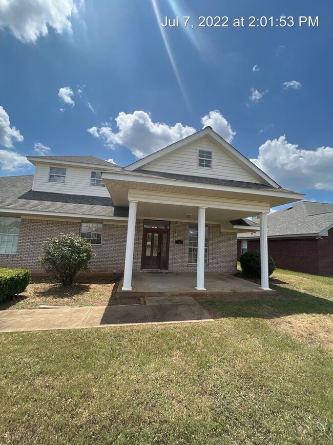 Primary Photo - Daleville, Alabama!