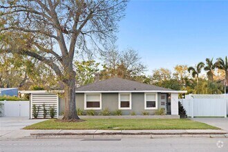 Building Photo - 3511 W Azeele St