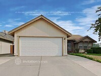 Building Photo - 8601 Marmon Way