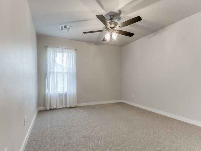 Building Photo - 6322 NW 178th Ter