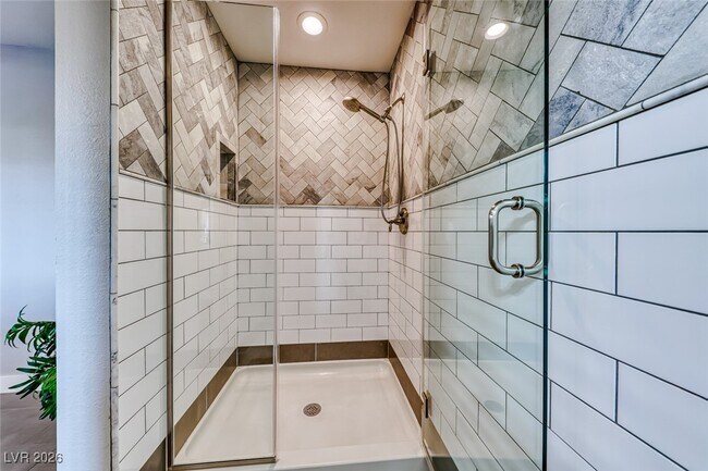 Building Photo - 969 Marigold Ct