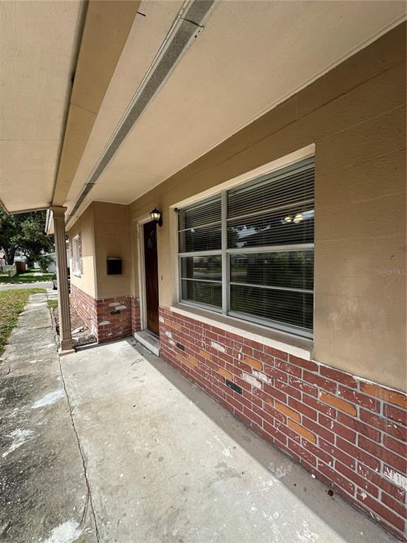Building Photo - 473 93rd Ave N