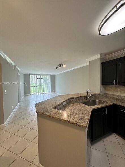 Building Photo - 8750 N Sherman Cir