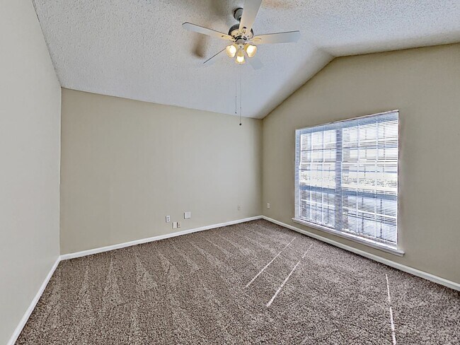 Building Photo - 11510 Eagle Crest Ln