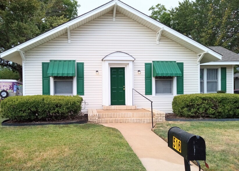 Primary Photo - 516 Allen Ave