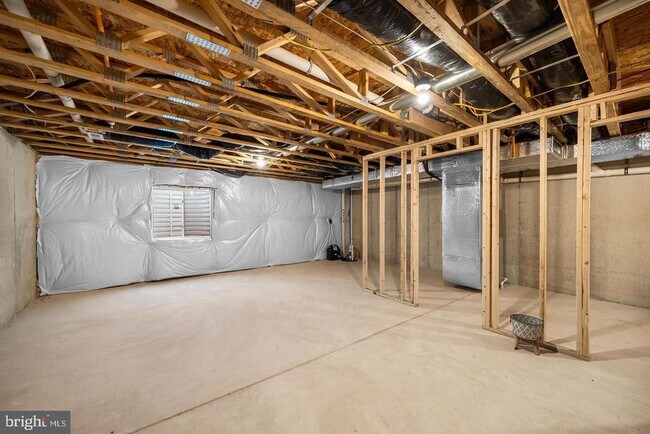 Building Photo - 317 Ridgewood Dr