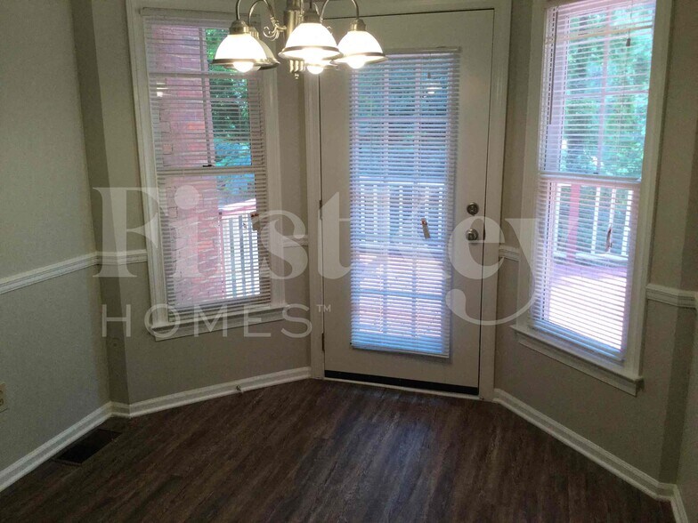 Building Photo - 3277 Embry Downs Ct