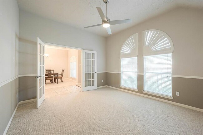 Building Photo - 21711 Cozy Hollow Ln