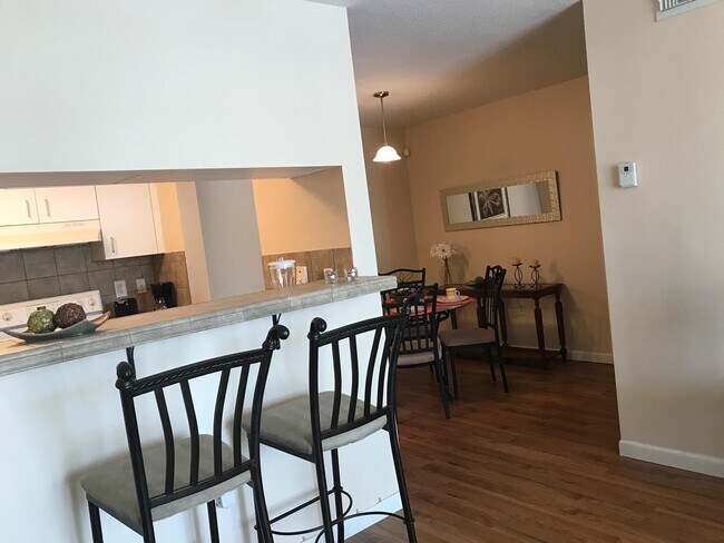 Building Photo - 1739 Village Blvd