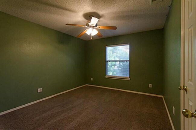Building Photo - 12475 Cajun Dr