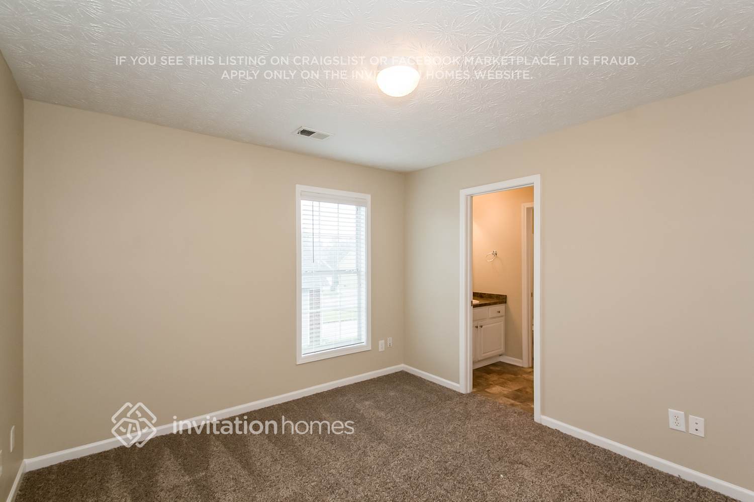 Building Photo - 1420 Great River Pkwy SE