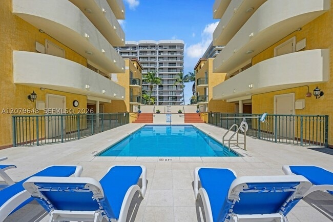 Building Photo - 8888 Collins Ave