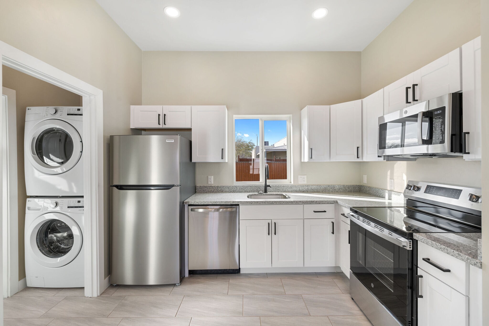 Building Photo - 1311 W Speedway Blvd