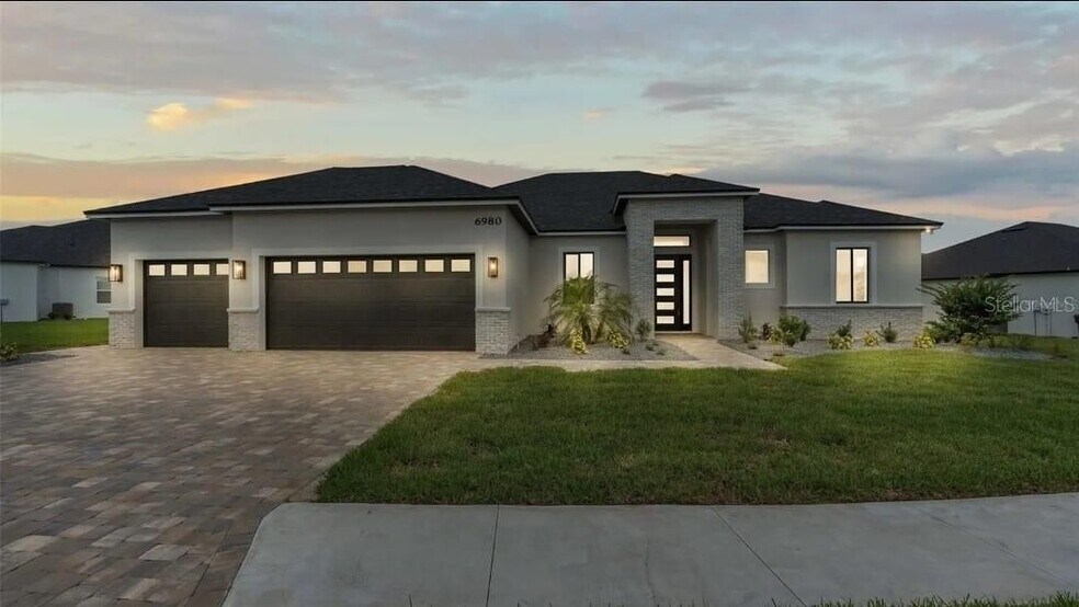 Building Photo - 6980 Bentridge Dr