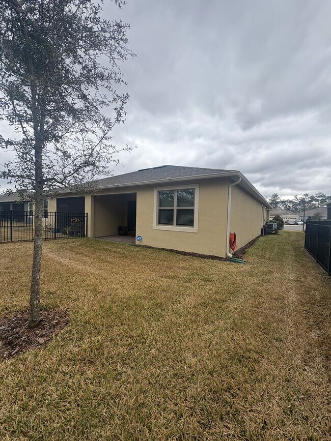 Building Photo - Charming 2-Bed 2-Bath Home plus Flex Room -  55+ community