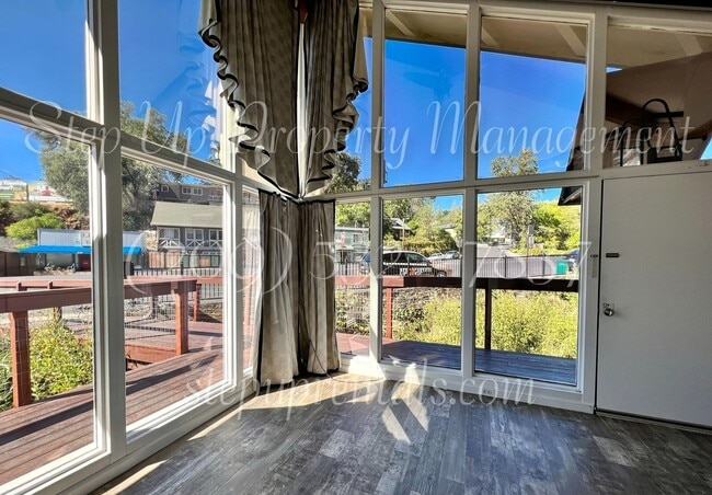 Building Photo - Unique Diamond Find In The Heart Of Historic Downtown Sonora!!!