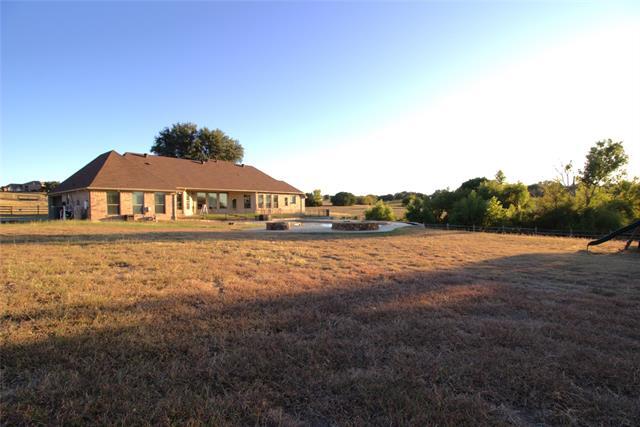 Building Photo - 2208 Beau W Ct