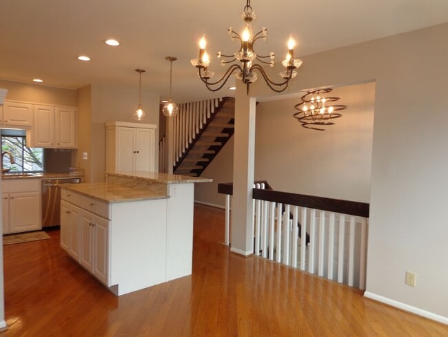 Building Photo - Shadowlawn - Shadow Cove Condominiums