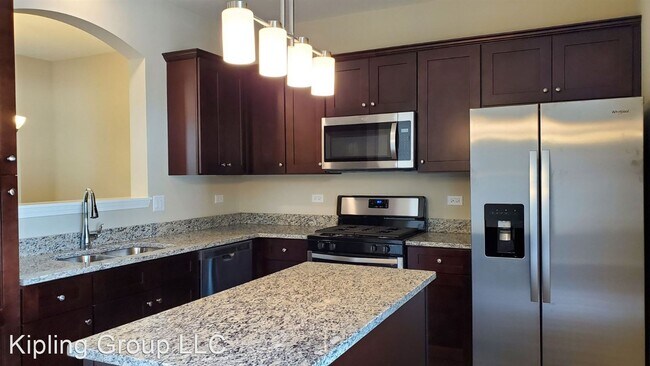 Building Photo - 3 br, 2.5 bath House - 364 Tall Tree lane