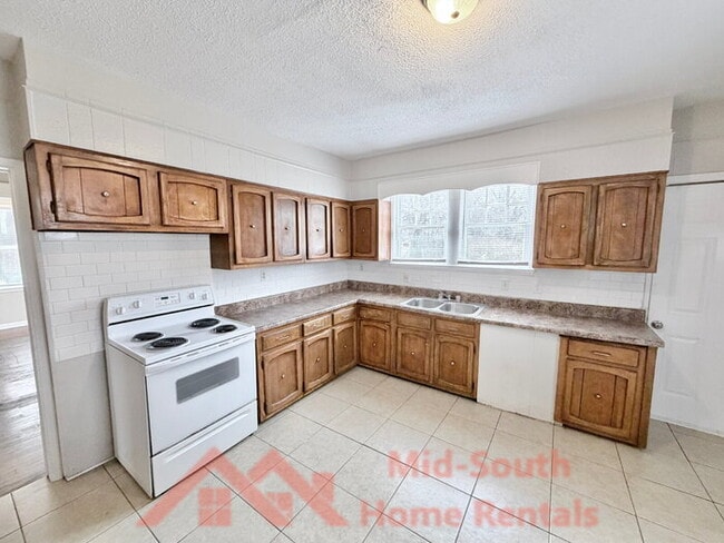 Building Photo - 1707 Glenview Ave