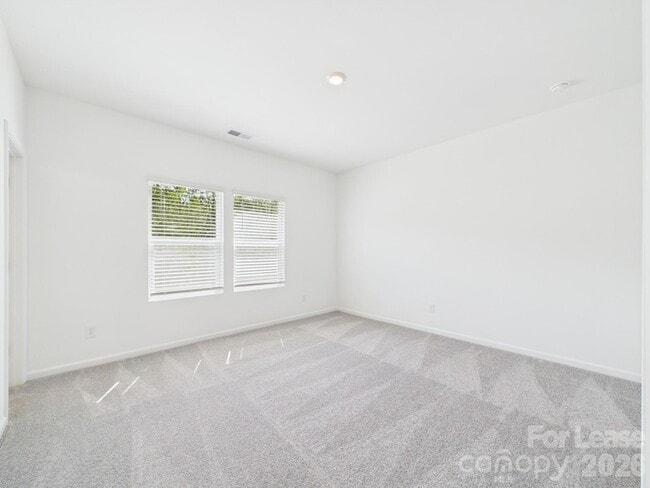 Building Photo - 1623 Blanche St