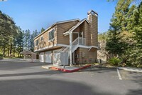 Building Photo - 384 Mill Rd
