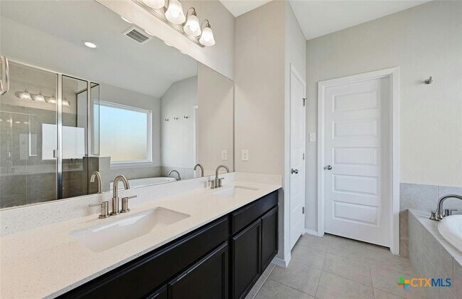 Building Photo - 250 Sage Meadows Dr