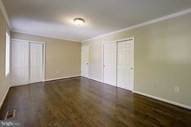 Building Photo - 4 Ritchfield Ct