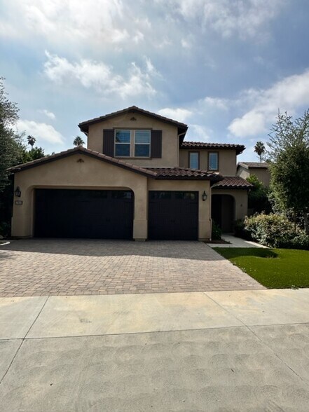 Building Photo - 17032 Cantlay St