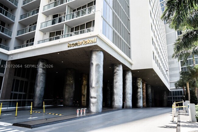 Building Photo - 465 Brickell Ave