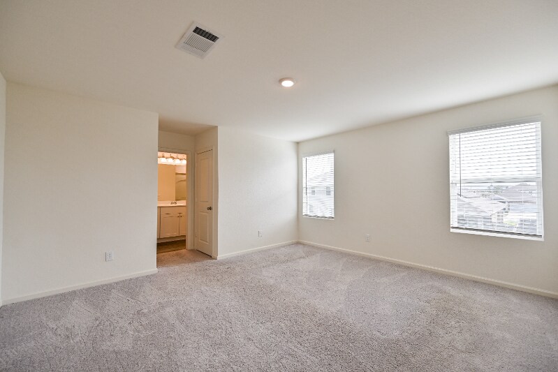 Building Photo - 13530 Kinsman Road