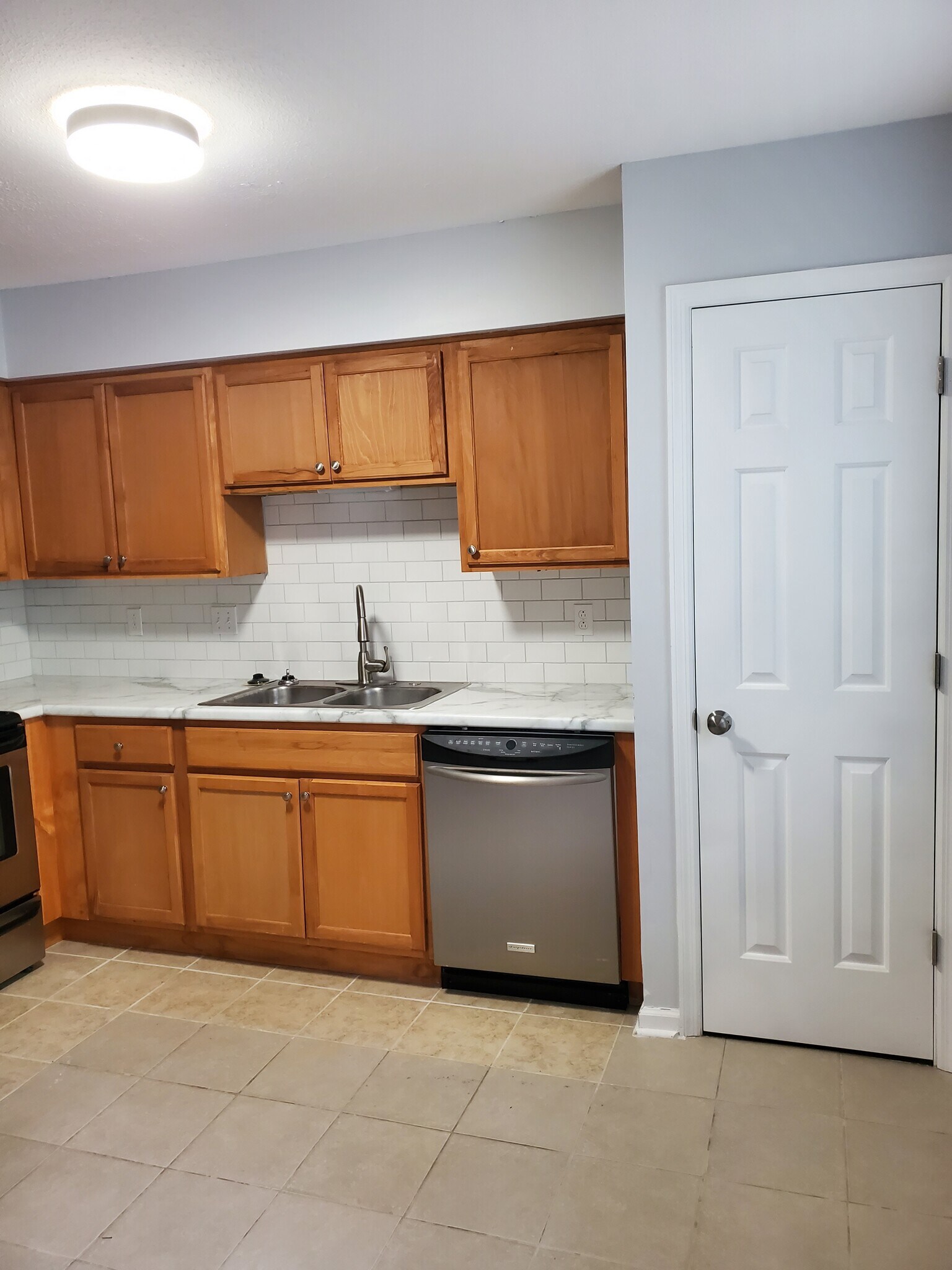 Kitchel - 129 Coventry Woods Dr