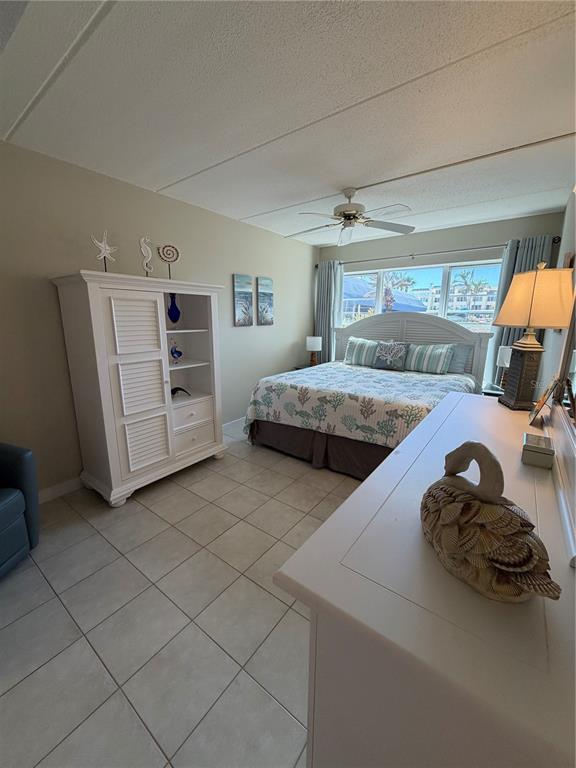 Building Photo - 3808 Gulf of Mexico Dr