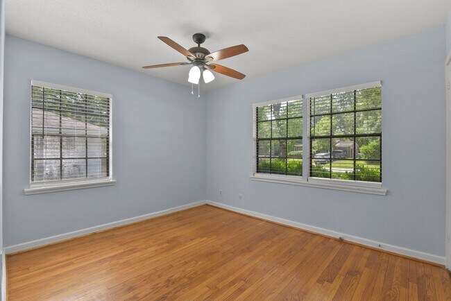Building Photo - Charming 3-Bedroom Home with Detached Gara...