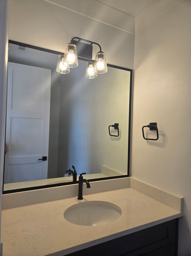 Building Photo - $1600 per bedroom. Brand new and waiting f...